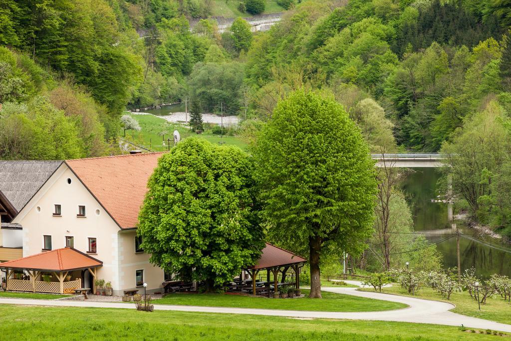Willa Tourist Farm Zelinc Cerkno Zewnętrze zdjęcie